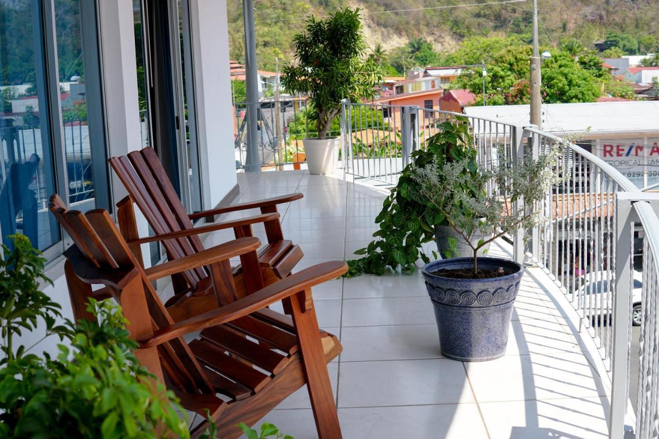 Puerta Del Cielo Quepos Hotel Exterior photo